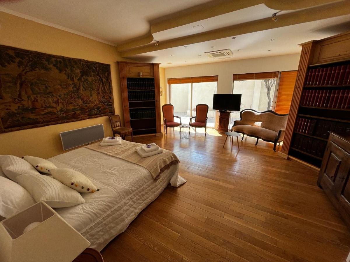 Au Coeur Des Lices *** Centre Historique Avignon Apartment Ngoại thất bức ảnh