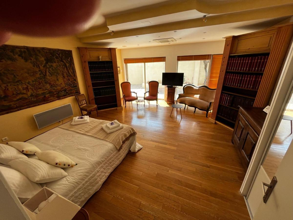 Au Coeur Des Lices *** Centre Historique Avignon Apartment Ngoại thất bức ảnh