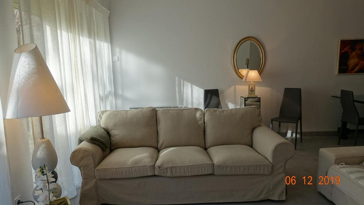 Au Coeur Des Lices *** Centre Historique Avignon Apartment Ngoại thất bức ảnh